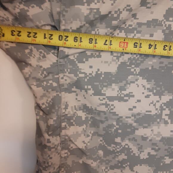 ACU US Army Combat Uniform Coat Size M Long 8415-01-519-8512 camouflage UCP - Picture 8 of 9